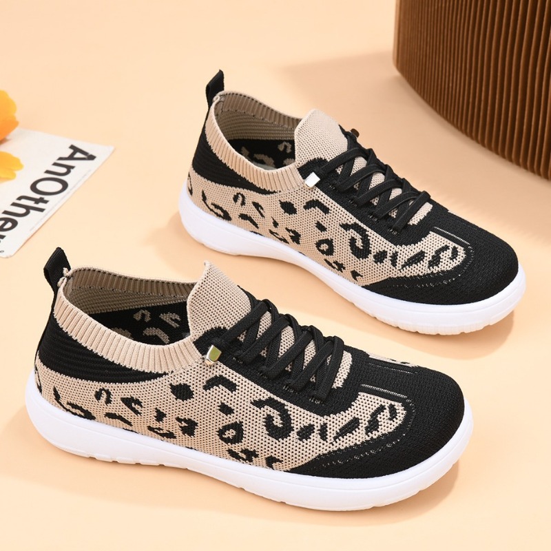 Sneaker Zone - أحذية رياضية نسائية متوسطة الارتفاع برباط
